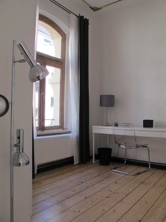 Apartment Miro Köln Rum bild